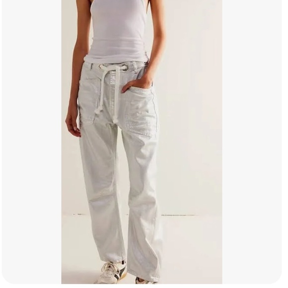 Free People Cream Flare & Wide Leg Jeans - Picture 1 of 7